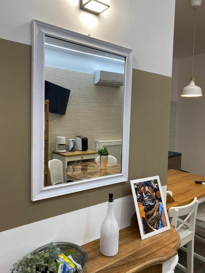 Tuscolo Metro A House Apartamento Roma